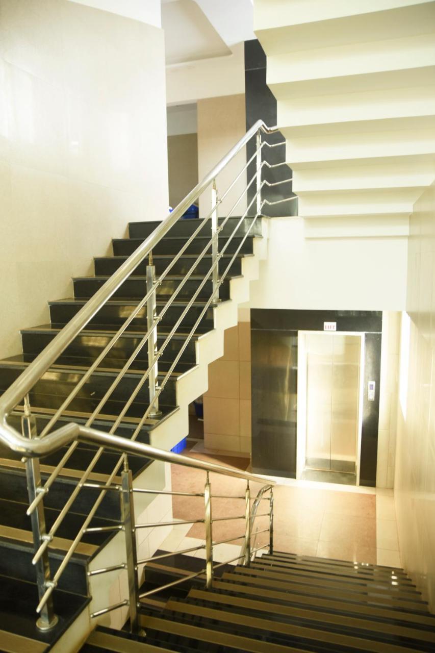 Hotel Om International Гокарна Экстерьер фото
